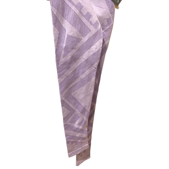 NUX Lilac Moderate Compression High Rise Leggings (S) - Picture 5 of 10